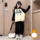 Комплекты одежды для девочек