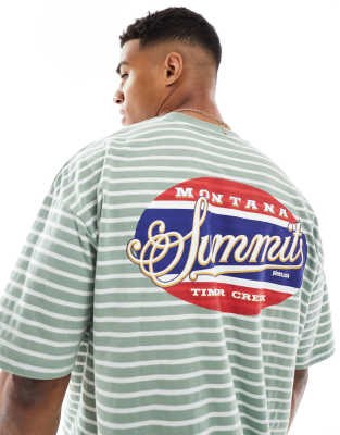 Трендовая оверсайз футболка ASOS DESIGN в бело-зелёную полоску с принтами на груди и спине 11039099