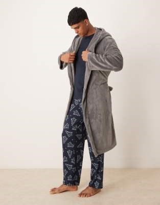 Серая флисовая роба Urban Threads с фиксированным капюшоном и съёмным поясом для комфортного времени 11040128