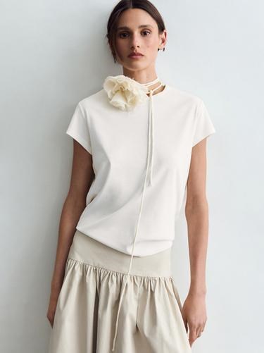 Футболка из 100% мерсеризованного хлопка с коротким рукавом от Massimo Dutti, произведено в Португалии 11037782