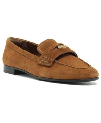 Женские замшевые лоферы Arezzo Logan с декоративными элементами в виде медали для стильного образа 11089444