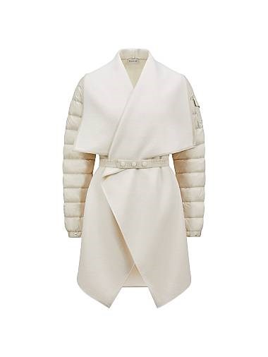 Шерстяная шаль Moncler с утеплёнными рукавами, лонгсливом и поясом, 80% шерсть, 20% полиамид 11034537