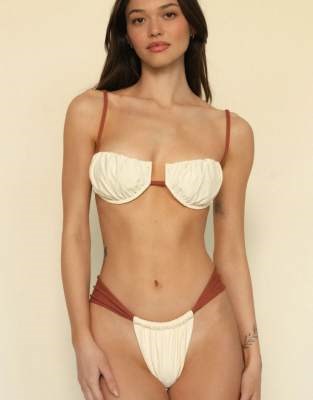 Бикини танга MONTCE средней посадки терракотового цвета с контрастными деталями 11171147