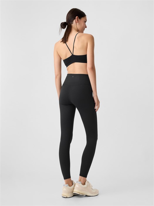 Gap Factory Леггинсы GapFit Sky High из эластичного матового трикотажа с карманами, идеально подходят для активных тренировок 11236062