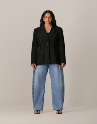 Женский костюмный пиджак ARRANGE Curve с облегающим силуэтом, черного цвета, двухпуговичный. 11229123