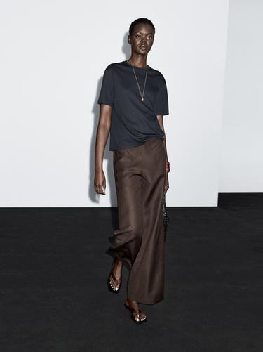 Футболка с короткими рукавами и декоративным швом на спине от Massimo Dutti 11234952