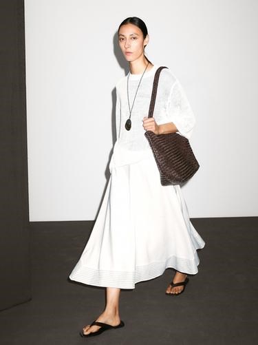 Расклешённая юбка из льняной смеси с декоративными швами от Massimo Dutti 11229508