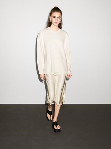 Лонгслив Massimo Dutti из 100% кашемира с V-образным вырезом и свободным кроем 11234938