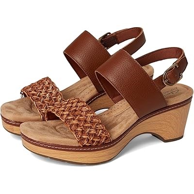 Босоножки Clarks Seannah Step с кожаным верхом и поддержкой для щиколотки 11030692