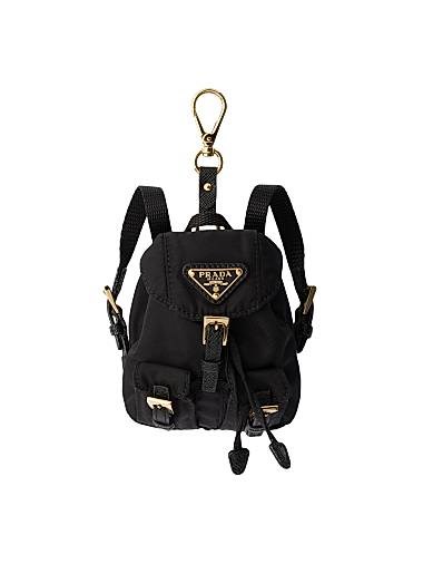 Prada Мини-брелок из переработанного нейлона с уникальным дизайном и металлическим логотипом, 8.5х10х4 см 11025713