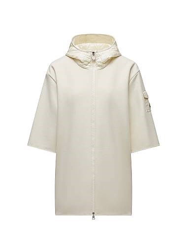 Шерстяное пальто Moncler с утеплённым капюшоном и карманами, идеальное для холодной погоды 11016083