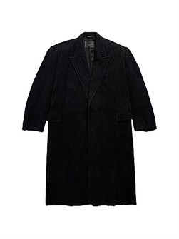 Оверсайз макси-пальто Balenciaga из обработанного кашемира с плечевыми накладками, произведено в Италии 11015074