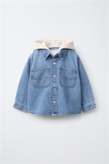 Zara Джинсовая рубашка с отстегивающимся капюшоном, кнопочная застежка, нагрудные карманы, для детей 1?-6 лет 11039677