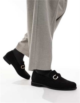 Лоферы SEQWL Hero из черного искусственного замша на плоской подошве с элегантными деталями 10045308