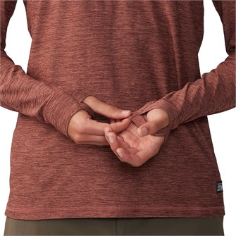 Лонгслив Chill Action от Mountain Hardwear из мягкой эластичной ткани для отдыха и защиты от погоды 11053320