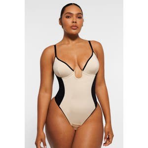 Shapellx Боди AirSlim с глубоким вырезом и стрингами, поддержка бюста, регулировка бретелей, утягивающее живот 10045637