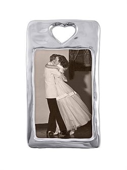 Mariposa Фоторамка в форме открытого сердца из коллекции «Первая любовь», алюминиевая, для фото 10x15 см, размер 17 см x 14 см 10044271