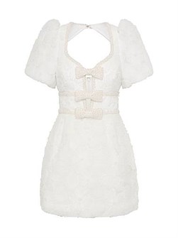 Мини-платье Delilah от Rebecca Vallance с короткими пышными рукавами и вырезом в форме сердечка 11031161