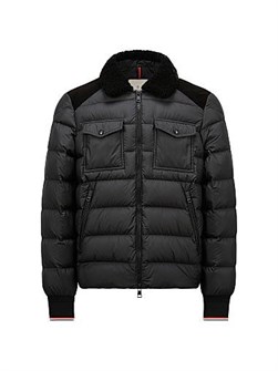 Куртка-пуховик Moncler Jafferau с пуховым наполнителем, воротником из овчины и замшевыми вставками 11035331