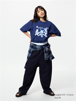 Uniqlo Футболка из 100% переработанного хлопка с графикой Disney Art в современном стиле 11230229