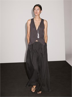 Широкие брюки Massimo Dutti с тройной вытачкой, удобной посадкой и двумя боковыми карманами 11201981