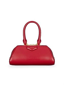Givenchy Мини-сумка Antigona Cube East-West из телячьей кожи с регулируемым ремешком и золотистыми деталями 11167596