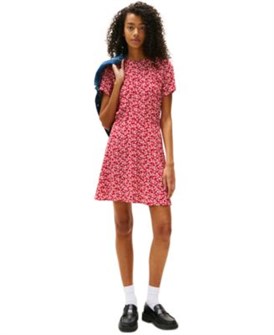 Платье с цветочным принтом Tommy Jeans в стиле Fit &amp, Flare, с короткими рукавами, из вискозы 11231565