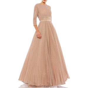 Сияющее выпускное платье Mac Duggal с плиссированным лифом и рукавами 3/4 для торжественных мероприятий 10048659