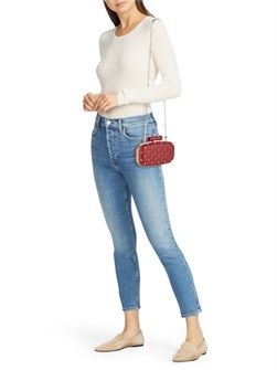 Valentino Garavani Кожаный клатч с заклепками, магнитной застежкой и съемной золотистой цепочкой, 18 см x 10 см x 5 см 11235235