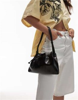 Topshop Черная сумка на плечо с рюшами и затягивающейся шнуровкой из матового искусственного материала 11171391