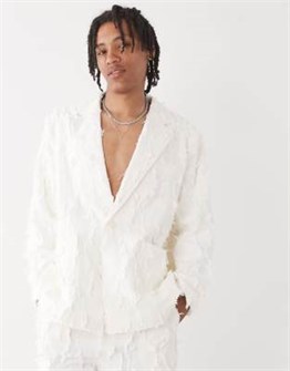 Кремовый пиджак оверсайз из лимитированной коллекции Reclaimed Vintage с потёртостым эффектом и текстурной отделкой 11206313