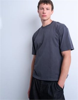 Футболка Topman из мягкого джерси с укороченным прямым силуэтом и круглым вырезом, цвет - выгоревший уголь 11232728