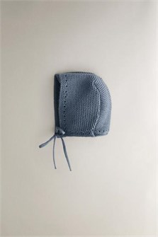 Zara Home Детская вязаная шапка с помпонами и завязками, из мягкого и теплого материала, стильного дизайна для вашего малыша 11235961