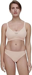 Бесшовный бюстгальтер без бретелек Chantelle Easy Bliss из мягкого трикотажа, Франция 11245765