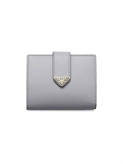 Prada Компактный кожаный кошелек на кнопке с одним отделением для купюр и тремя карманами для карт 11019733