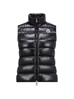 Утепленный лакированный нейлоновый жакет Ghany от Moncler с пуховым наполнителем, карманами и застежкой на молнии 11014675