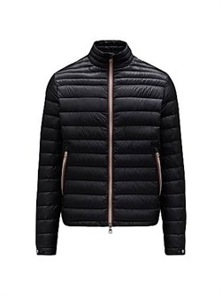 Куртка-пуховик Daniel от Moncler с наполнителем из 90% пуха и 10% пера и молнией с триколорной отделкой 11030050