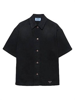 Рубашка Prada из 100% хлопка с коротким рукавом, свободным силуэтом и логотипом на спине, из денима 11020125