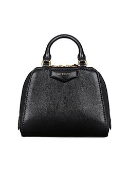 Givenchy Микро-сумка Antigona Cube из гладкой буйволовой кожи с регулируемым ремешком и отделением для карт 11008519