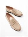 Лоферы SEQWL Hero в песочном цвете с плоской подошвой и удобным дизайном из кожи 10045310