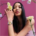 Swatch Часы унисекс из коллекции Blossom Time, с круглым корпусом 33 мм и водостойкостью до 30 метров 11055714