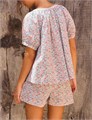 Комплект пижам Flygo из 2-х предметов с цветочным принтом, лёгкие шорты и блузка на пуговицах, стильный и удобный 10023007