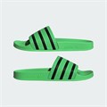 Шлепанцы Adilette adidas Originals: комфорт и стиль с резиновой подошвой 11169601