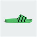 Шлепанцы Adilette adidas Originals: комфорт и стиль с резиновой подошвой 11169601