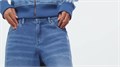 Джинсы Adicolor Denim Adilenium Pant от adidas Originals в стиле 90-х, широкие и удобные 11220922