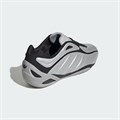 Кроссовки Adiracer GT Mercedes от adidas Originals с легким верхом и карбоновыми вставками 11240050