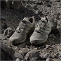 Кроссовки для хайкинга Adidas TERREX Skychaser GORE-TEX: водонепроницаемые, легкие и изготовлены из переработанных материалов 11220870