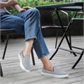 Женские кроссовки Stq Slip-On с дышащей верхней частью, амортизационной стелькой и прочной резиновой подошвой 11286119