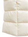 Детский стёганый пуховик-жилет Ghany от Moncler с карманами на молнии и наполнителем из пуха 11016230