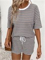 Комплект из двух предметов от Verdusa: полосатая футболка с коротким рукавом и шорты, идеален для отдыха и повседневной носки 11305891